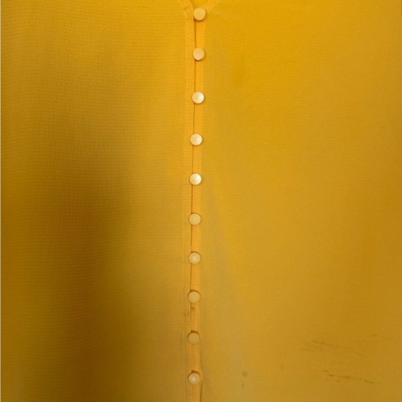 CeCe Yellow Top - Picture 5 of 15